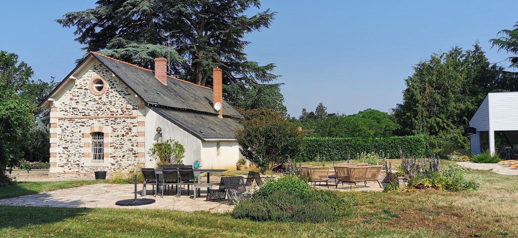 propriété 16 Pièces en vente sur ANGERS (49000)