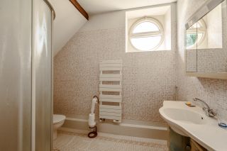property 16 Rooms for sale on ANGERS (49000)