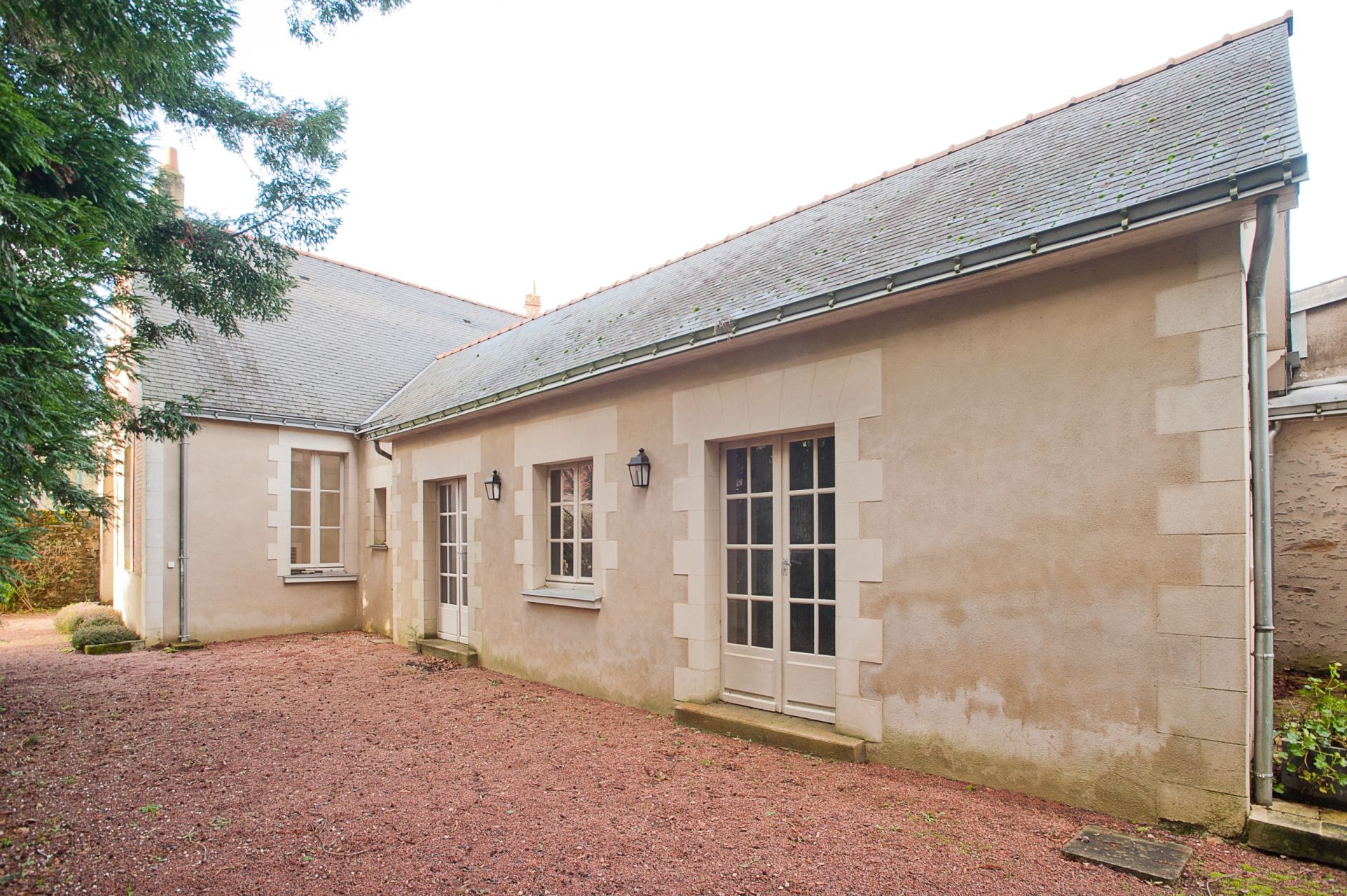mansion 21 Rooms for sale on LA CHAPELLE SUR ERDRE (44240)