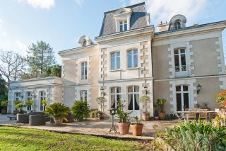 maison 21 Pièces en vente sur LA CHAPELLE SUR ERDRE (44240)