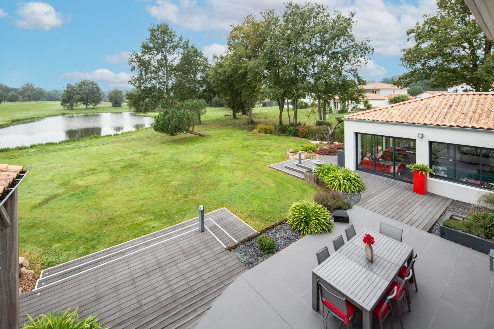 maison contemporaine 7 Pièces en vente sur NESMY (85310)