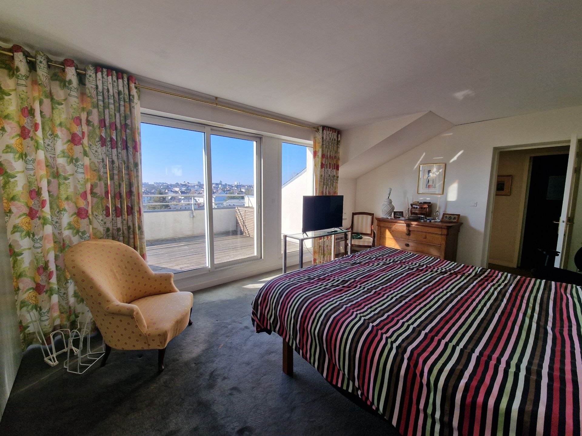 apartment 4 Rooms for sale on NANTES (44100)