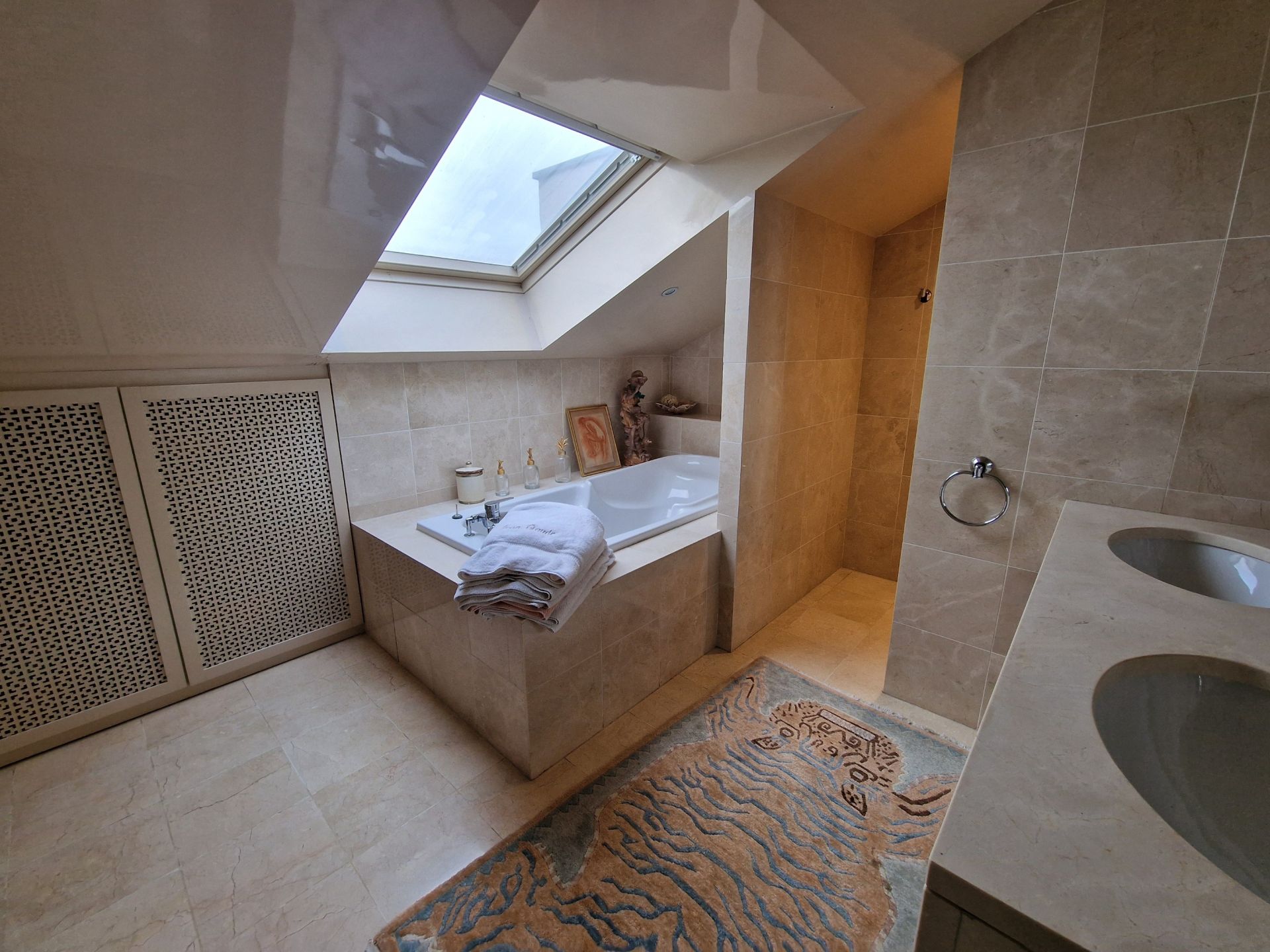 apartment 4 Rooms for sale on NANTES (44100)