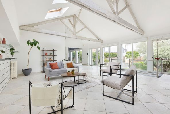 Sale House Nantes 6 Rooms 275 m²