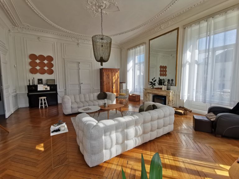 maison de maître 20 Pièces en vente sur NANTES (44000)
