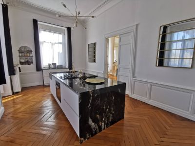 Vente Maison de maître Nantes 20&nbsp;Pièces 675&nbsp;m²