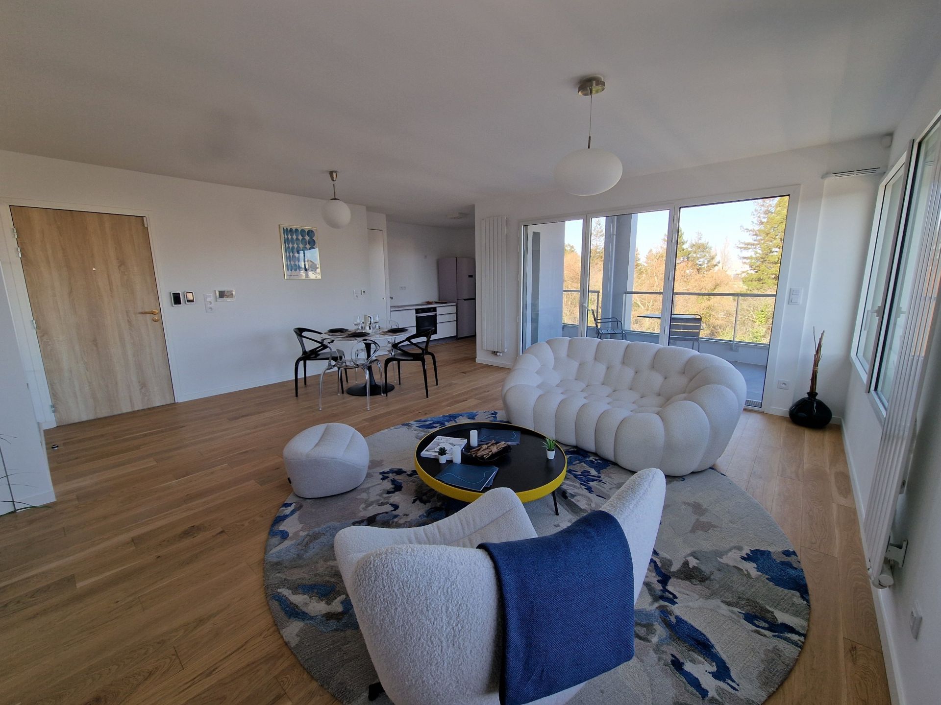 apartment 4 Rooms for sale on NANTES (44000)