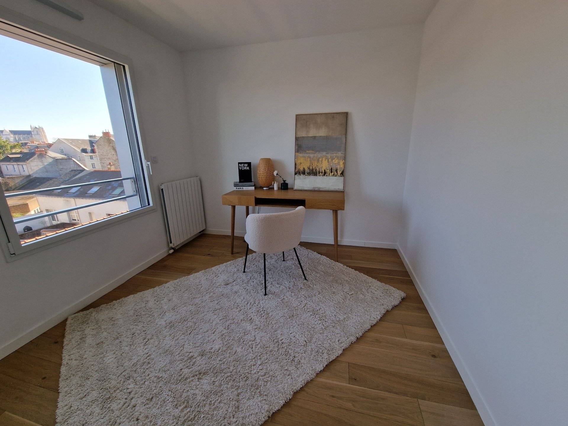apartment 4 Rooms for sale on NANTES (44000)