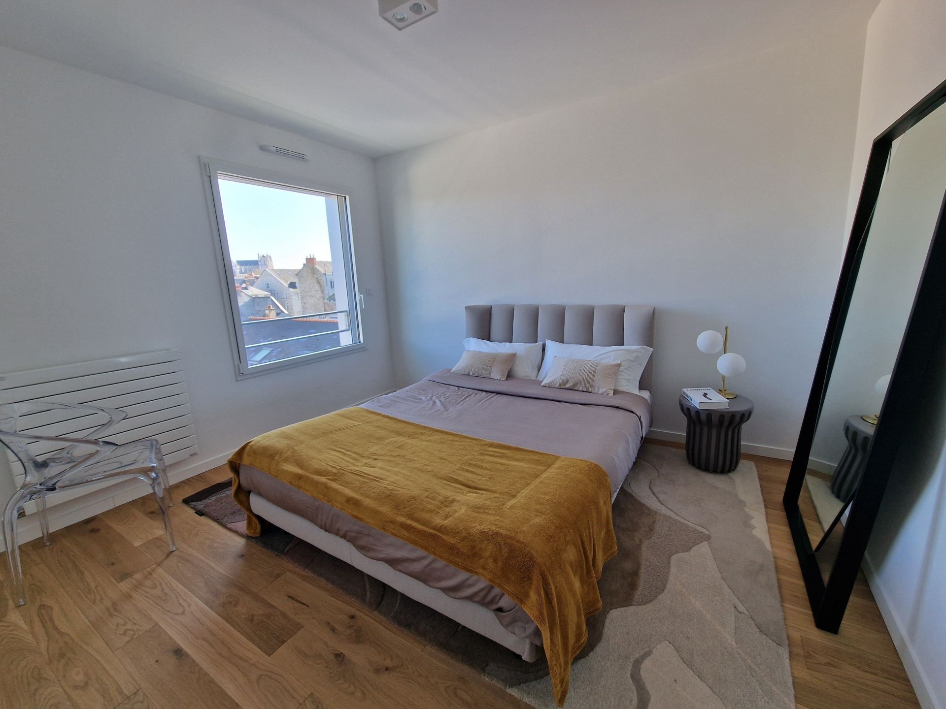 apartment 4 Rooms for sale on NANTES (44000)
