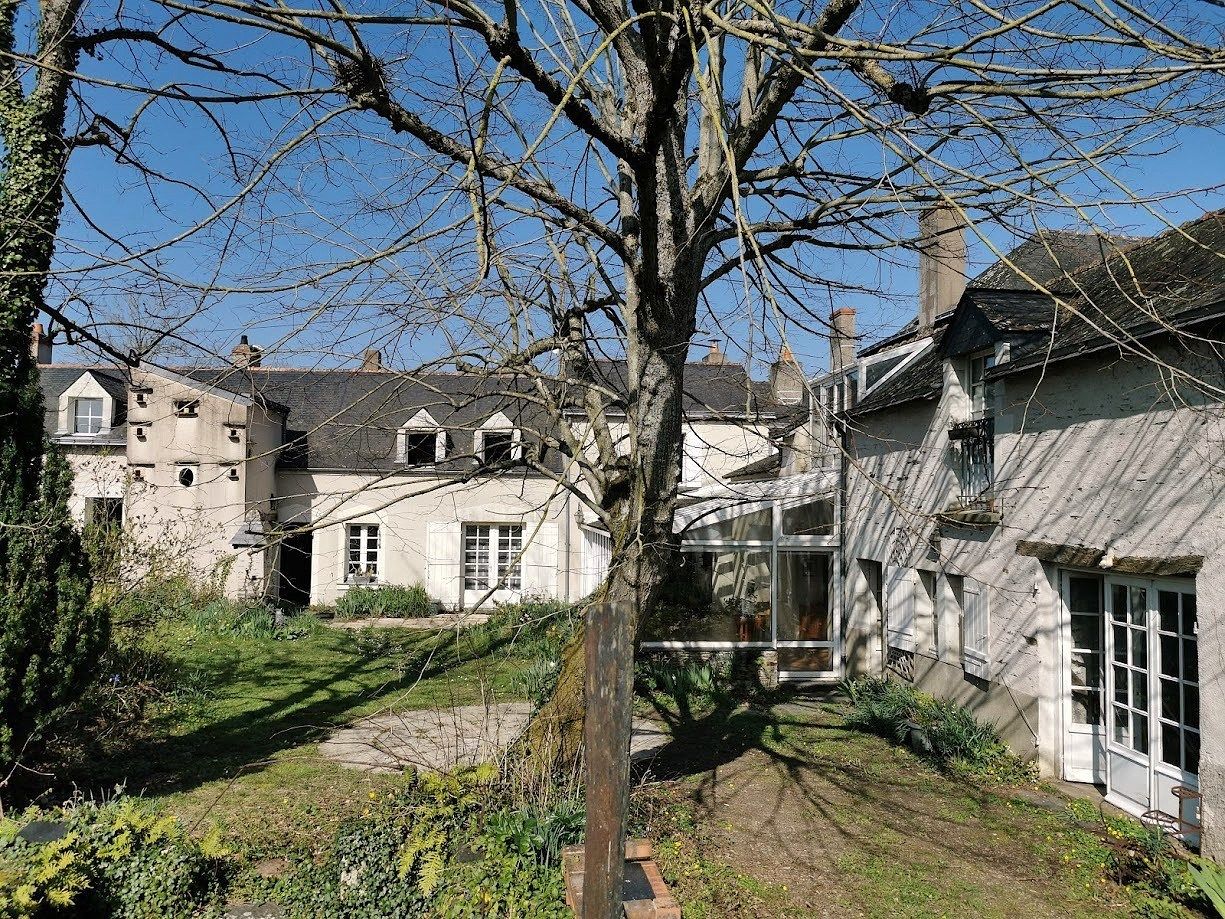 maison 13 Pièces en vente sur LES GARENNES SUR LOIRE (49320)