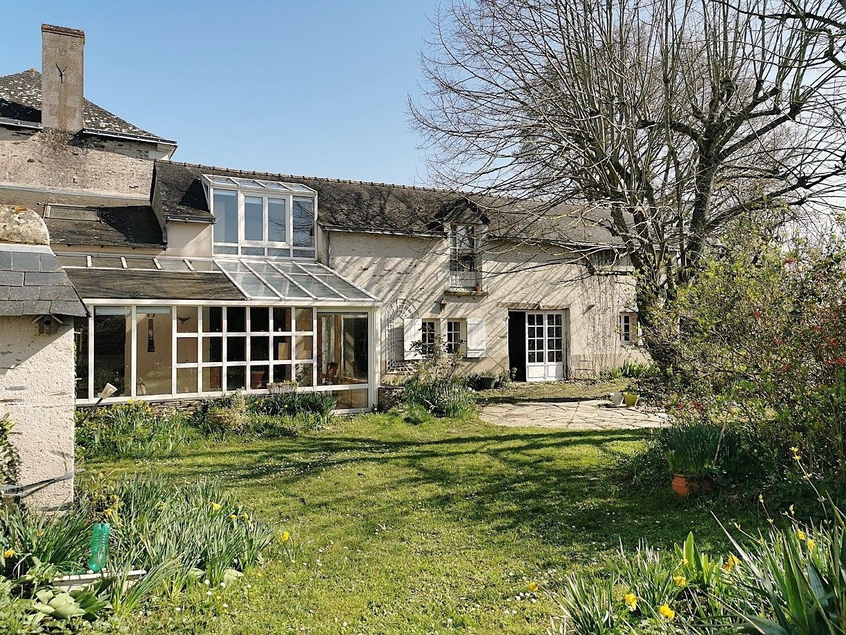 maison 13 Pièces en vente sur LES GARENNES SUR LOIRE (49320)