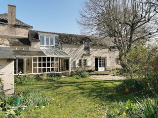 maison 13 Pièces en vente sur LES GARENNES SUR LOIRE (49320)