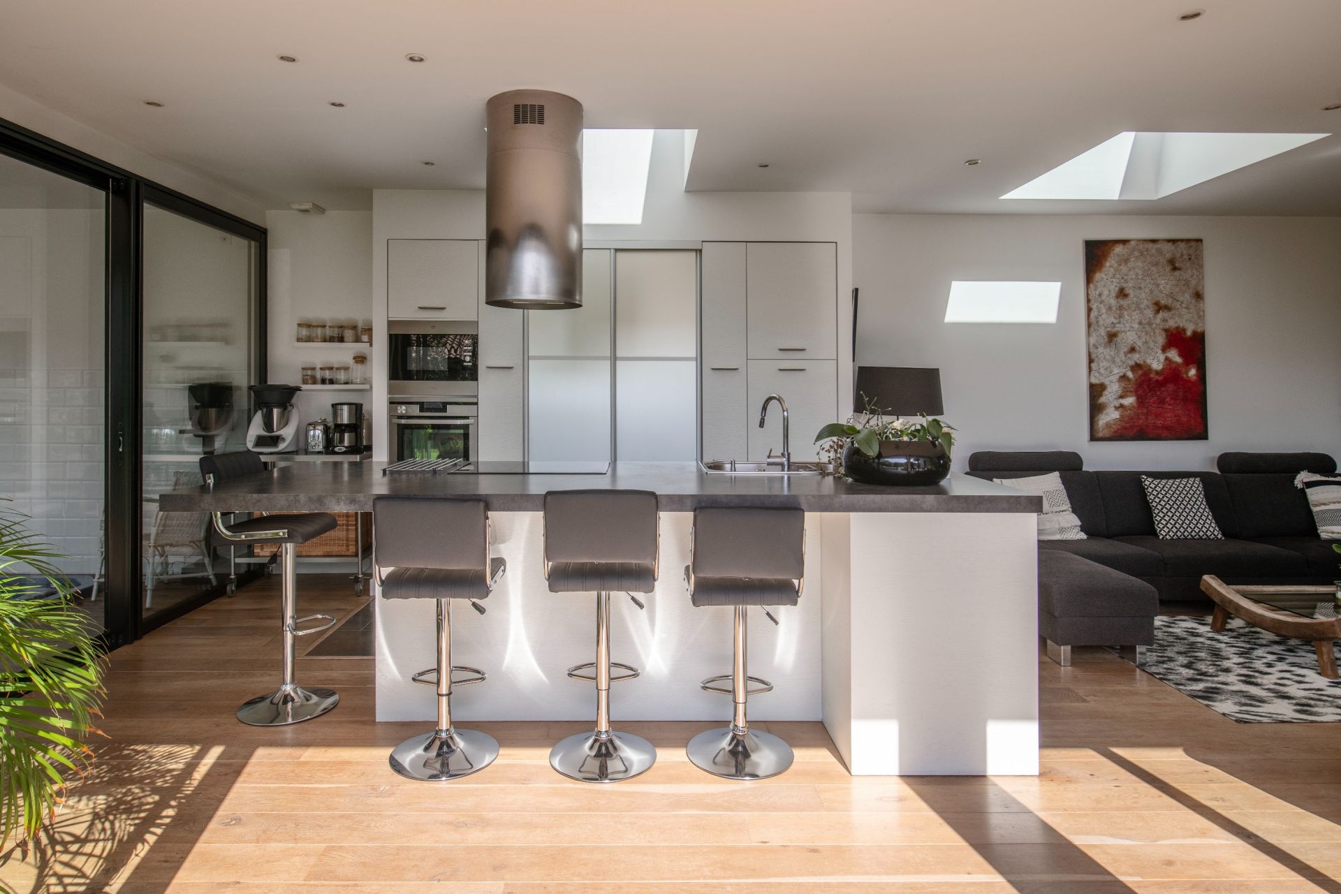 contemporary house 7 Rooms for sale on ST SEBASTIEN SUR LOIRE (44230)