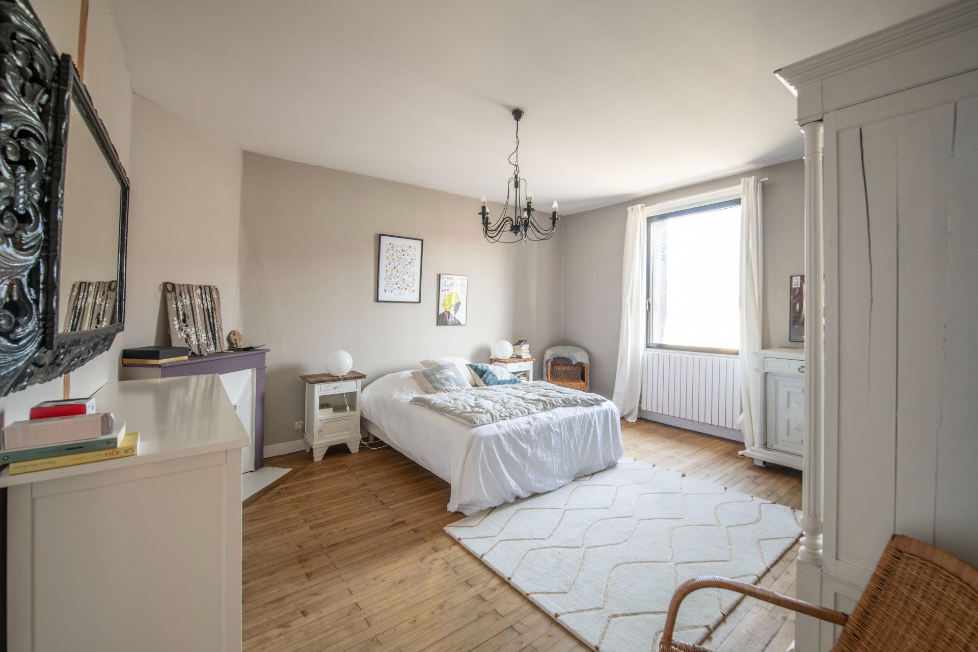 contemporary house 7 Rooms for sale on ST SEBASTIEN SUR LOIRE (44230)