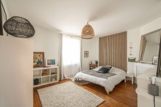 contemporary house 7 Rooms for sale on ST SEBASTIEN SUR LOIRE (44230)