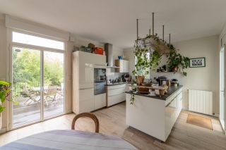 house 9 Rooms for sale on NANTES (44300)