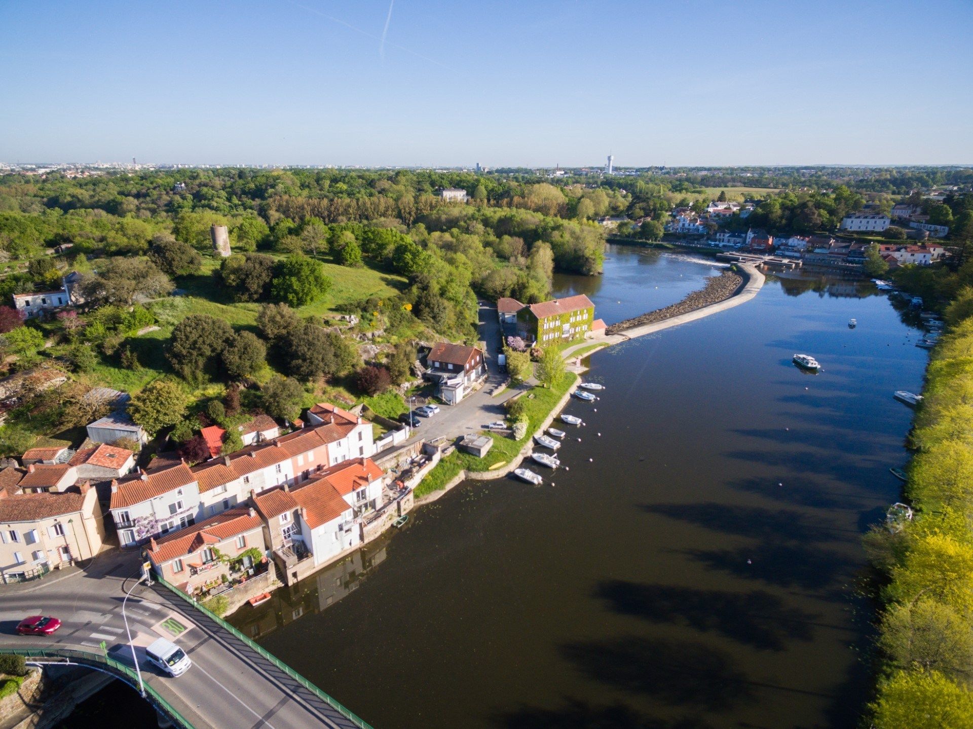 land for sale on VERTOU (44120)