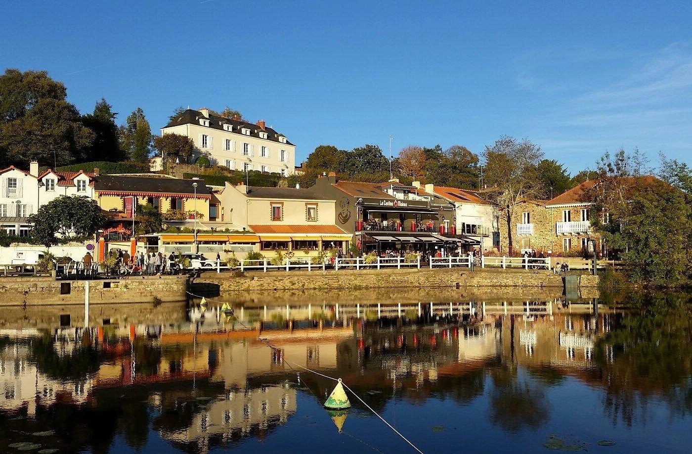 land for sale on VERTOU (44120)