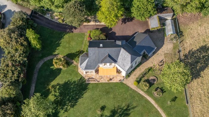 Sale Architect's house Mauves-sur-Loire 8 Rooms 211 m²