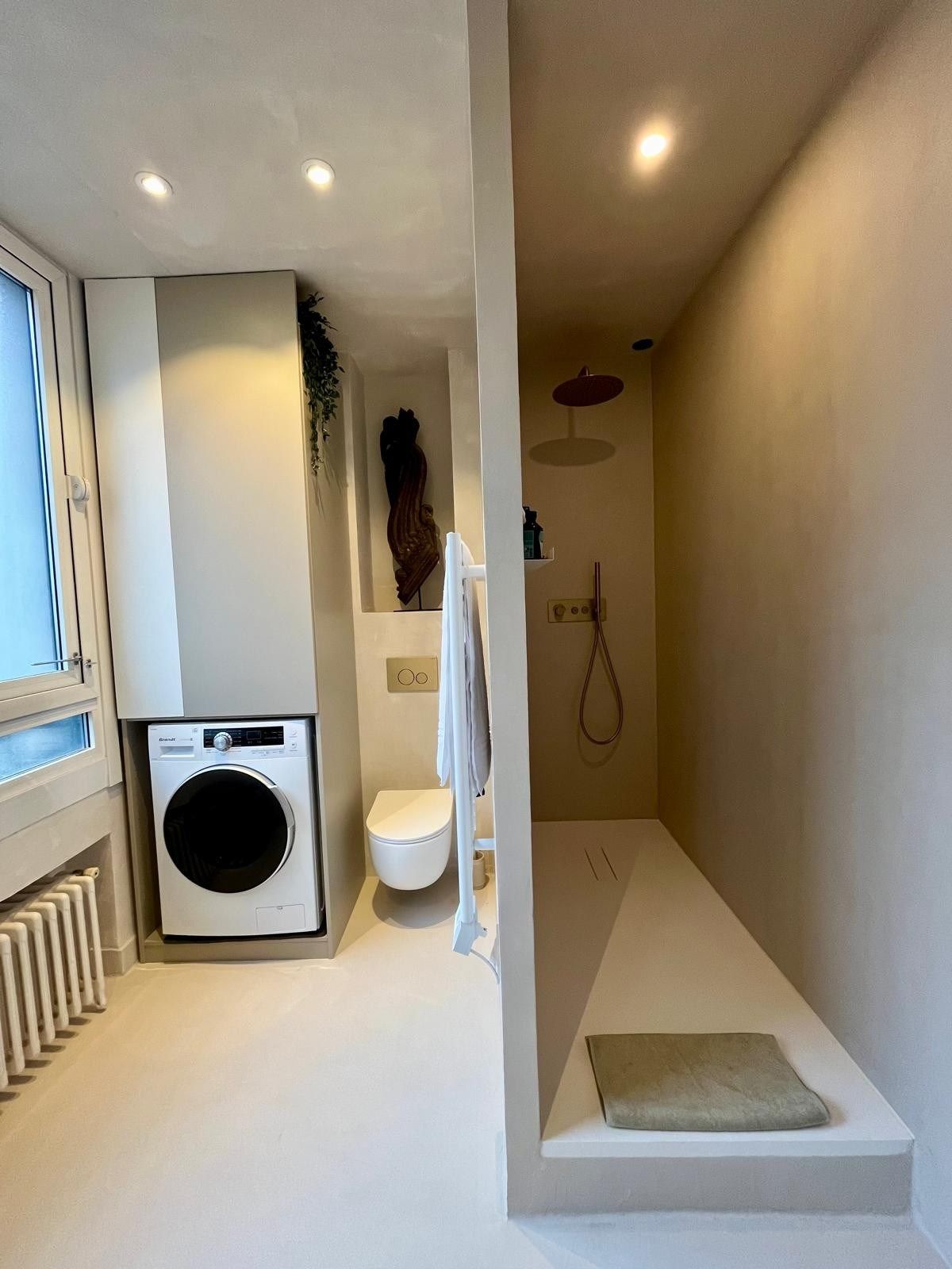 apartment 4 Rooms for sale on NANTES (44100)