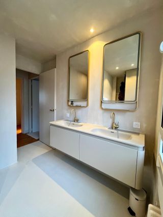 apartment 4 Rooms for sale on NANTES (44100)