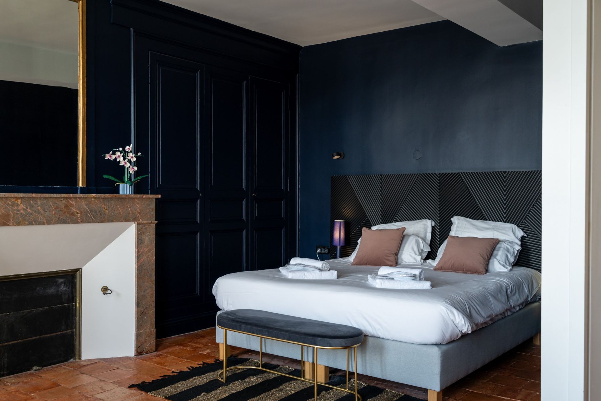 mansion 21 Rooms for sale on ANGERS (49000)