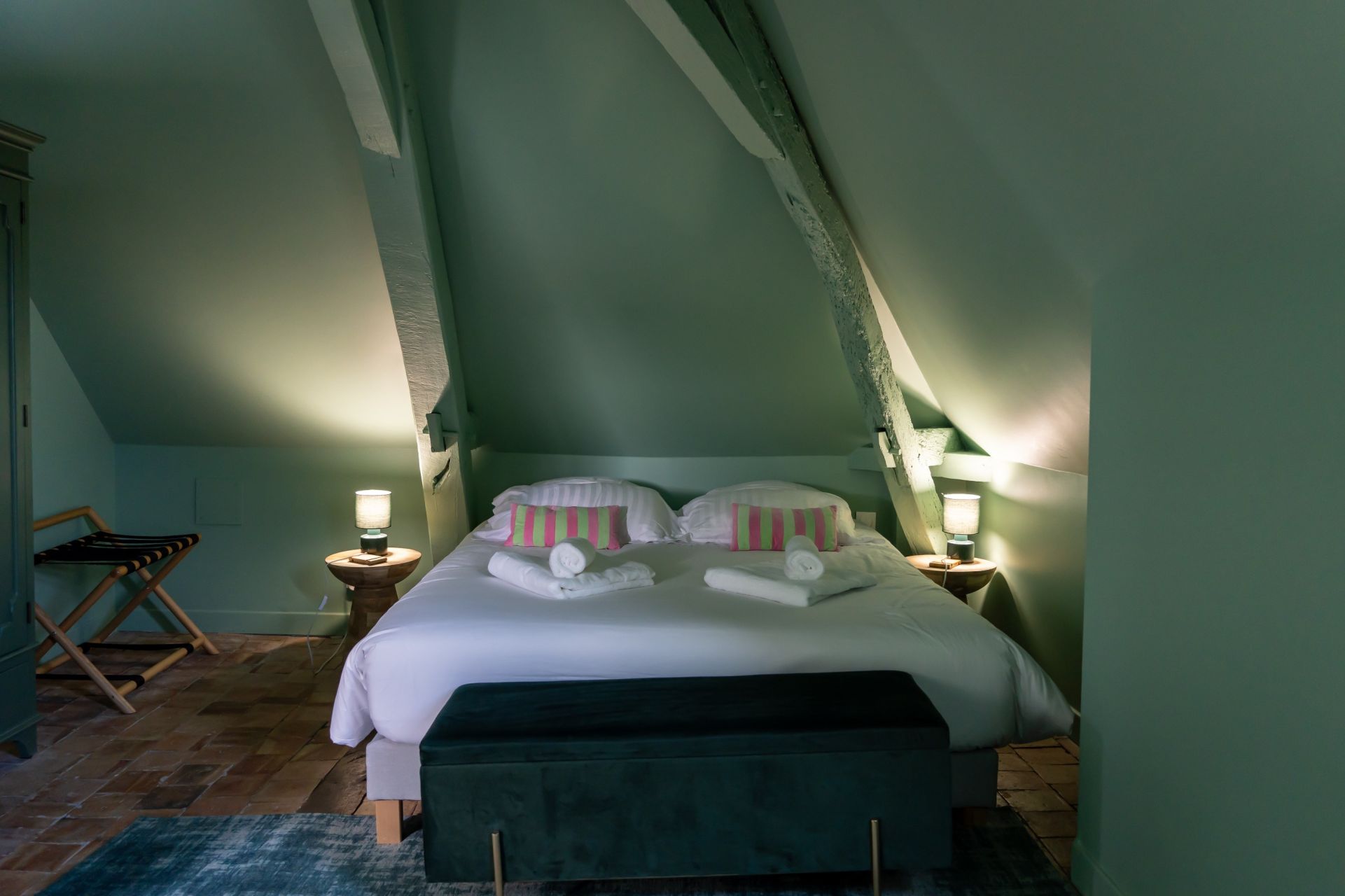mansion 21 Rooms for sale on ANGERS (49000)