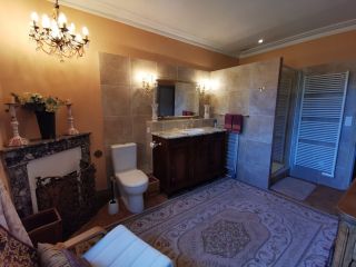 mansion 16 Rooms for sale on BRESSUIRE (79300)