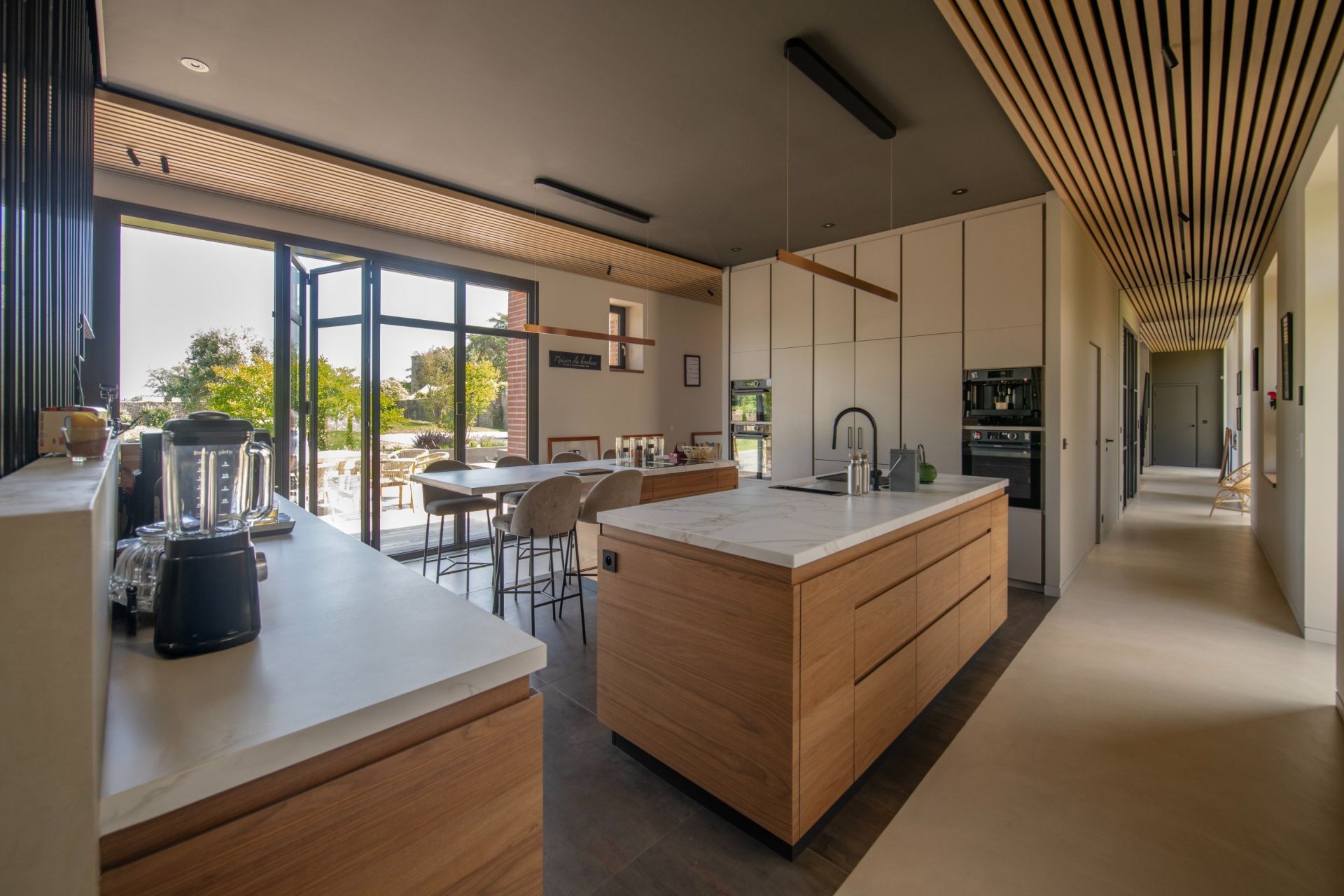 long house 10 Rooms for sale on CARQUEFOU (44470)