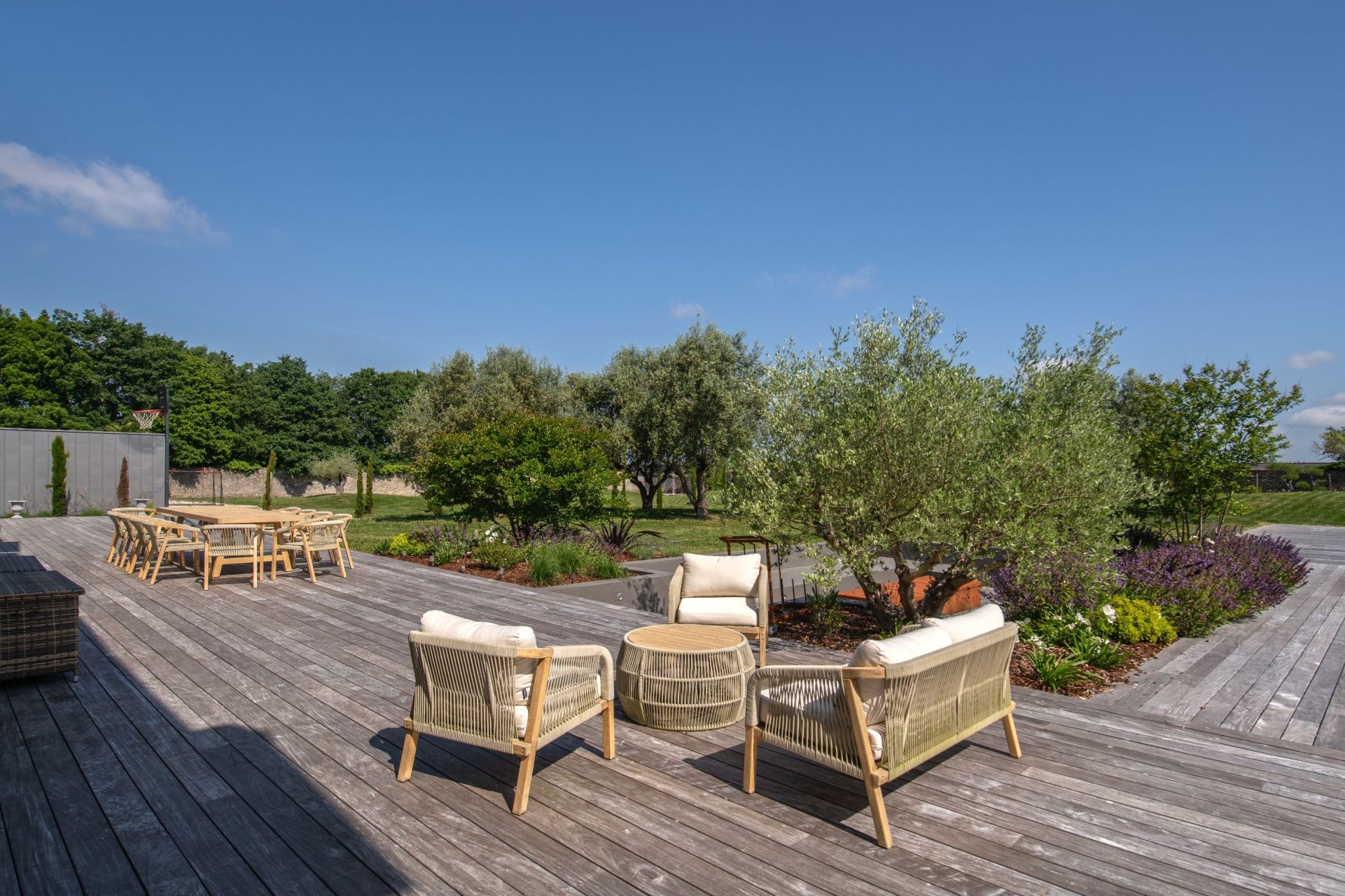 long house 10 Rooms for sale on CARQUEFOU (44470)