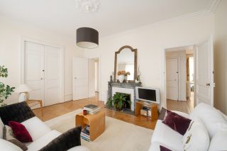 mansion 8 Rooms for sale on NANTES (44000)