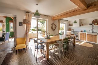 house 8 Rooms for sale on L EPINE (85740)