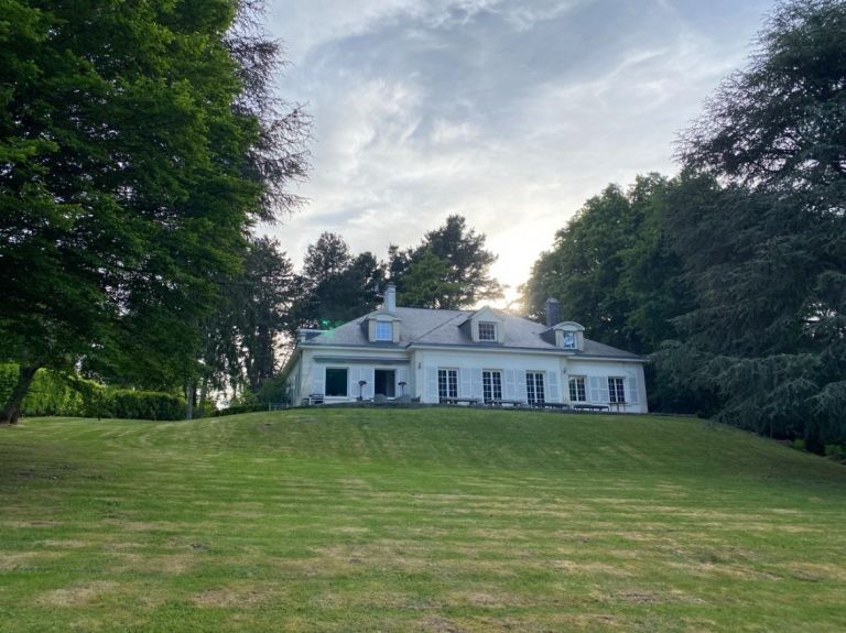 maison 10 Pièces en vente sur LA CHAPELLE SUR ERDRE (44240)