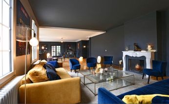 house 10 Rooms for sale on LA CHAPELLE SUR ERDRE (44240)