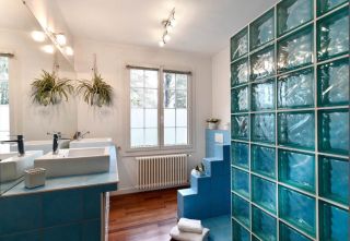 house 10 Rooms for sale on LA CHAPELLE SUR ERDRE (44240)