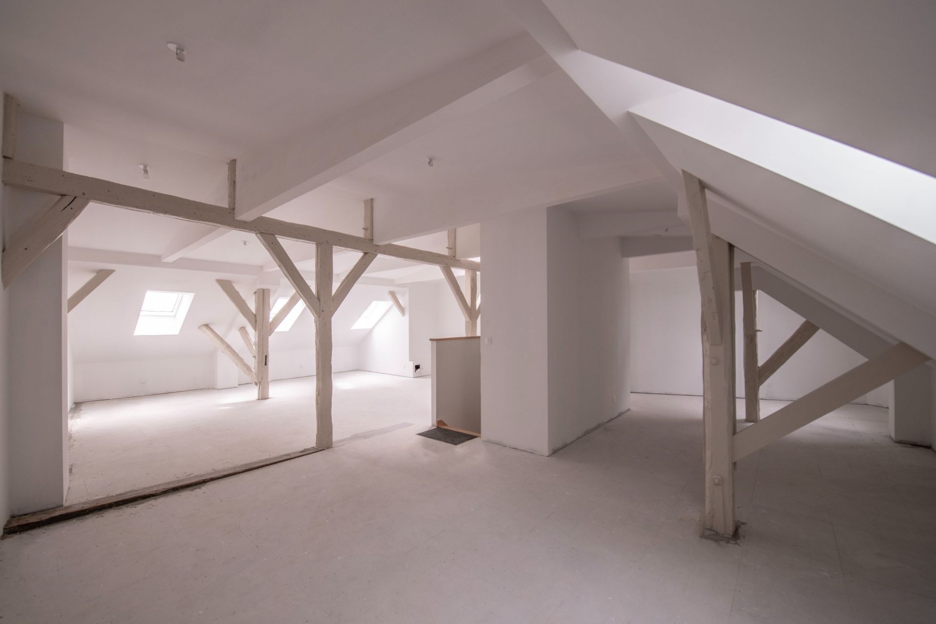 apartment 6 Rooms for sale on NANTES (44000)