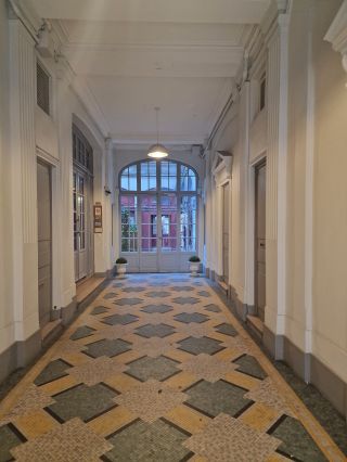 apartment 6 Rooms for sale on NANTES (44000)