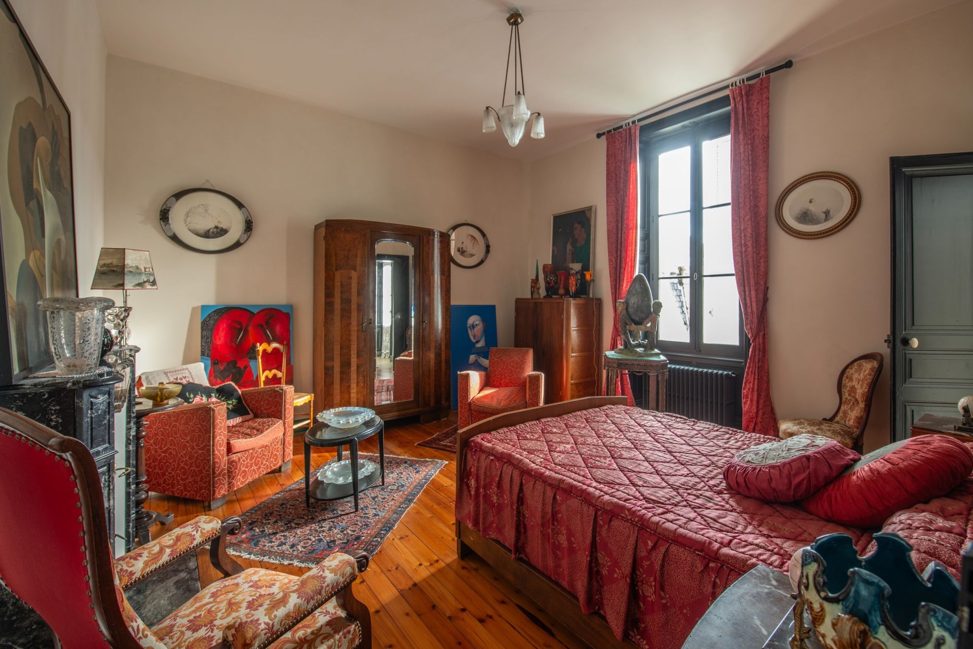 maison bourgeoise 17 Pièces en vente sur LA ROCHE SUR YON (85000)