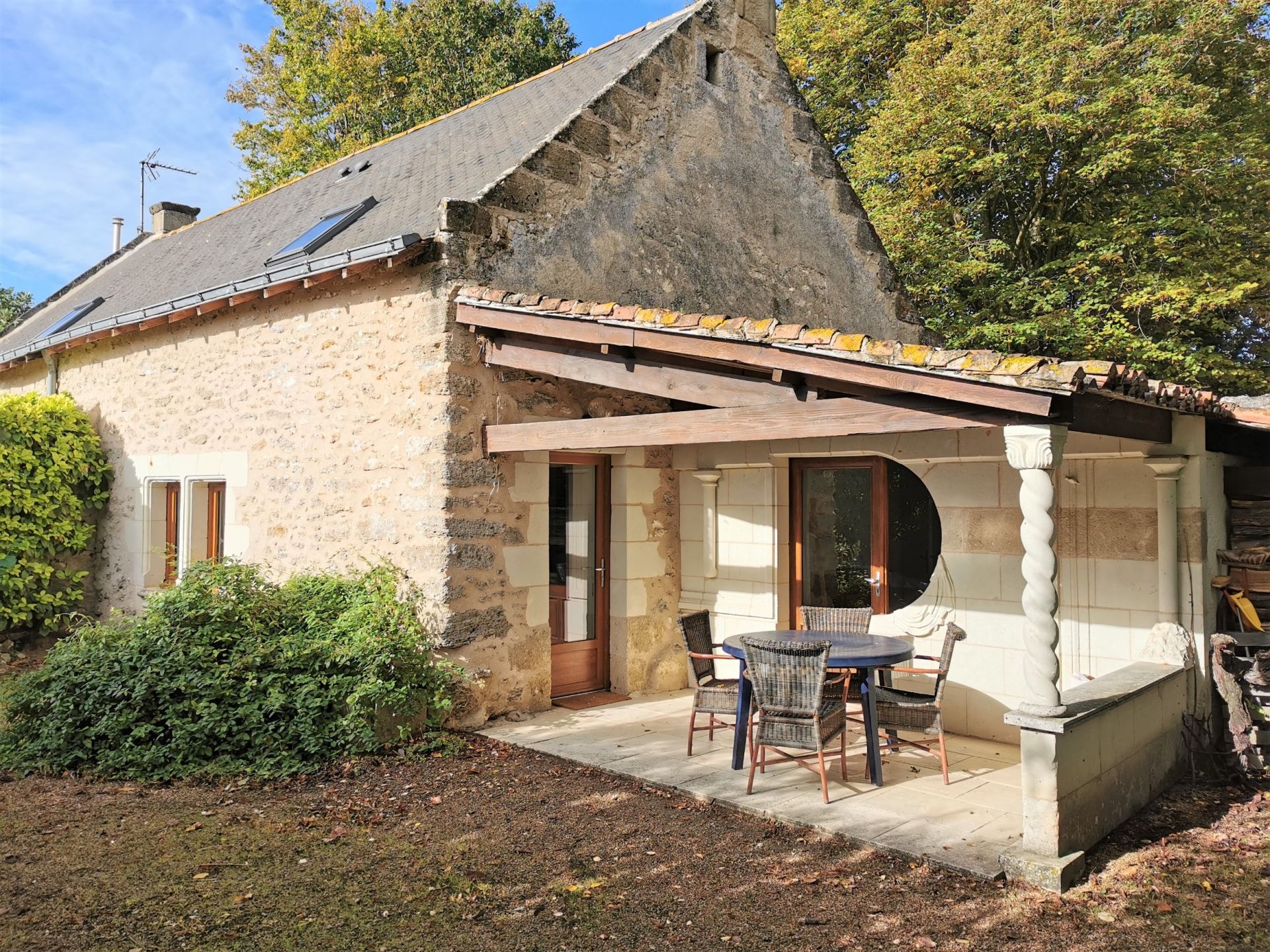 maison 15 Pièces en vente sur DOUE LA FONTAINE (49700)