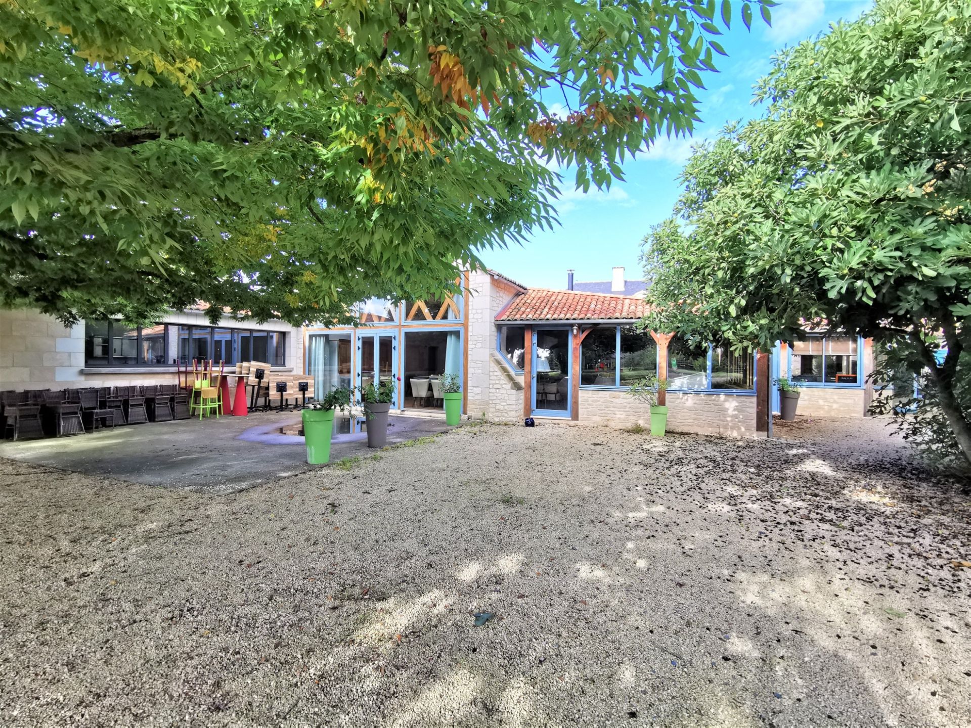 maison 15 Pièces en vente sur DOUE LA FONTAINE (49700)