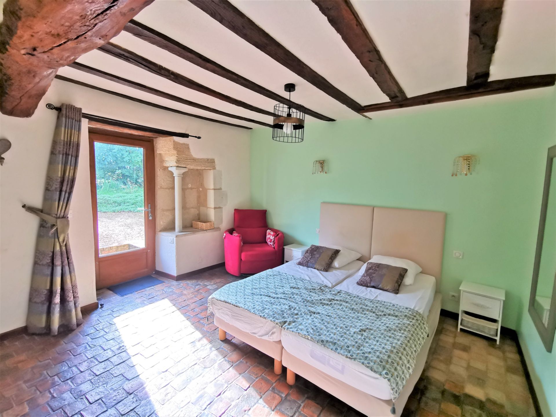 maison 15 Pièces en vente sur DOUE LA FONTAINE (49700)