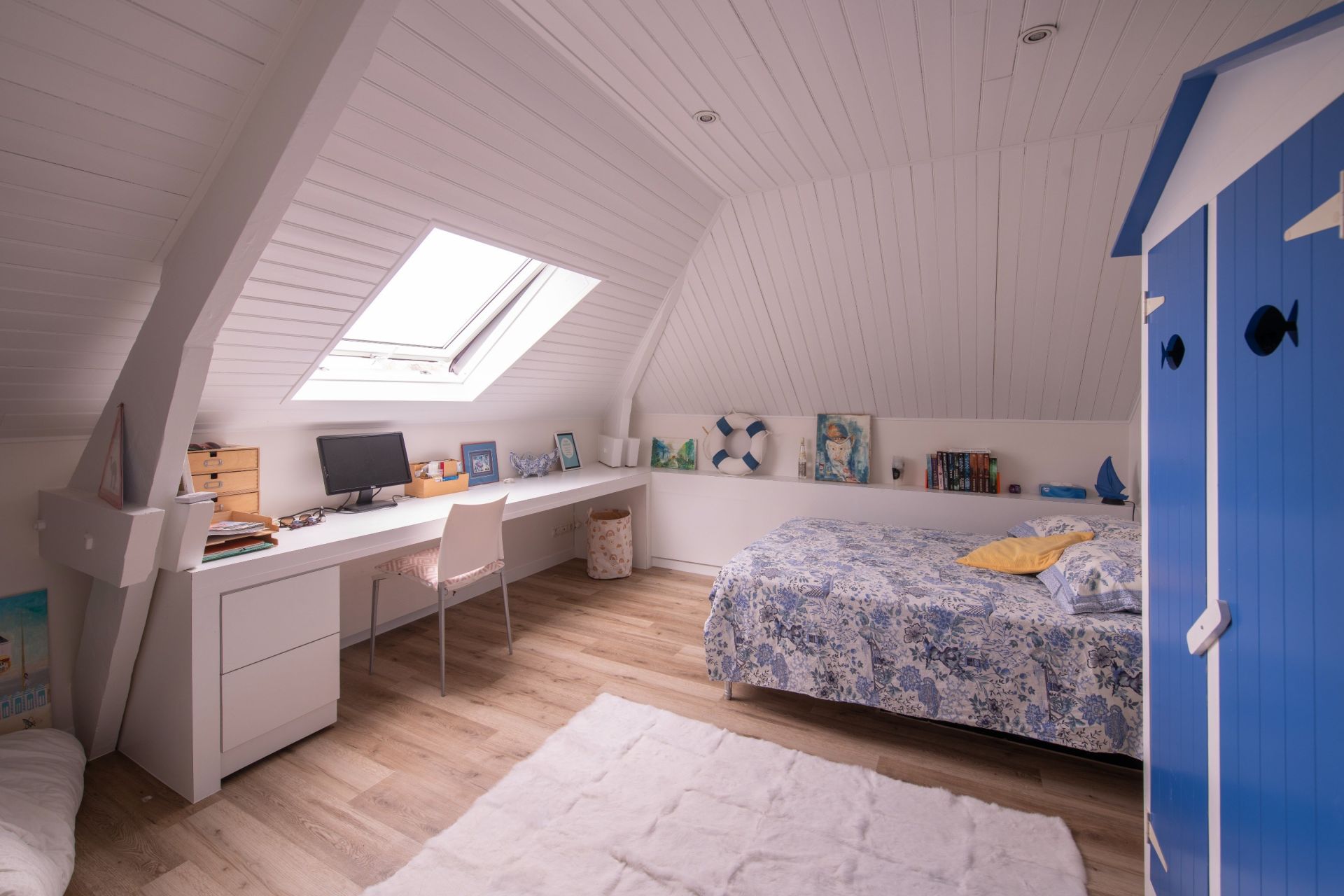 house 9 Rooms for sale on LA ROCHE SUR YON (85000)
