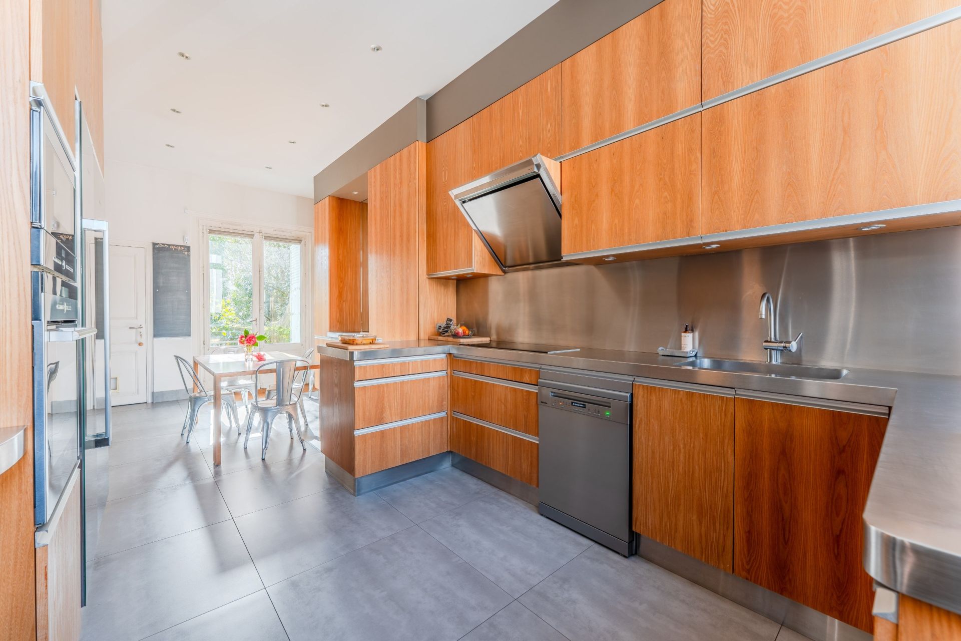 mansion (hôtel particulier) 10 Rooms for sale on NANTES (44000)