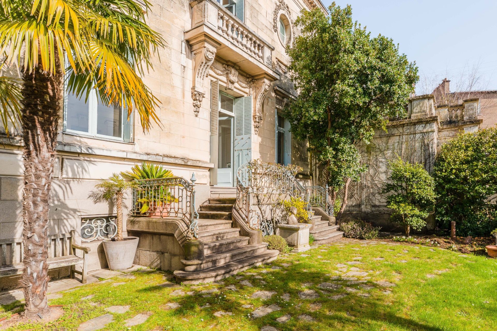 mansion (hôtel particulier) 10 Rooms for sale on NANTES (44000)