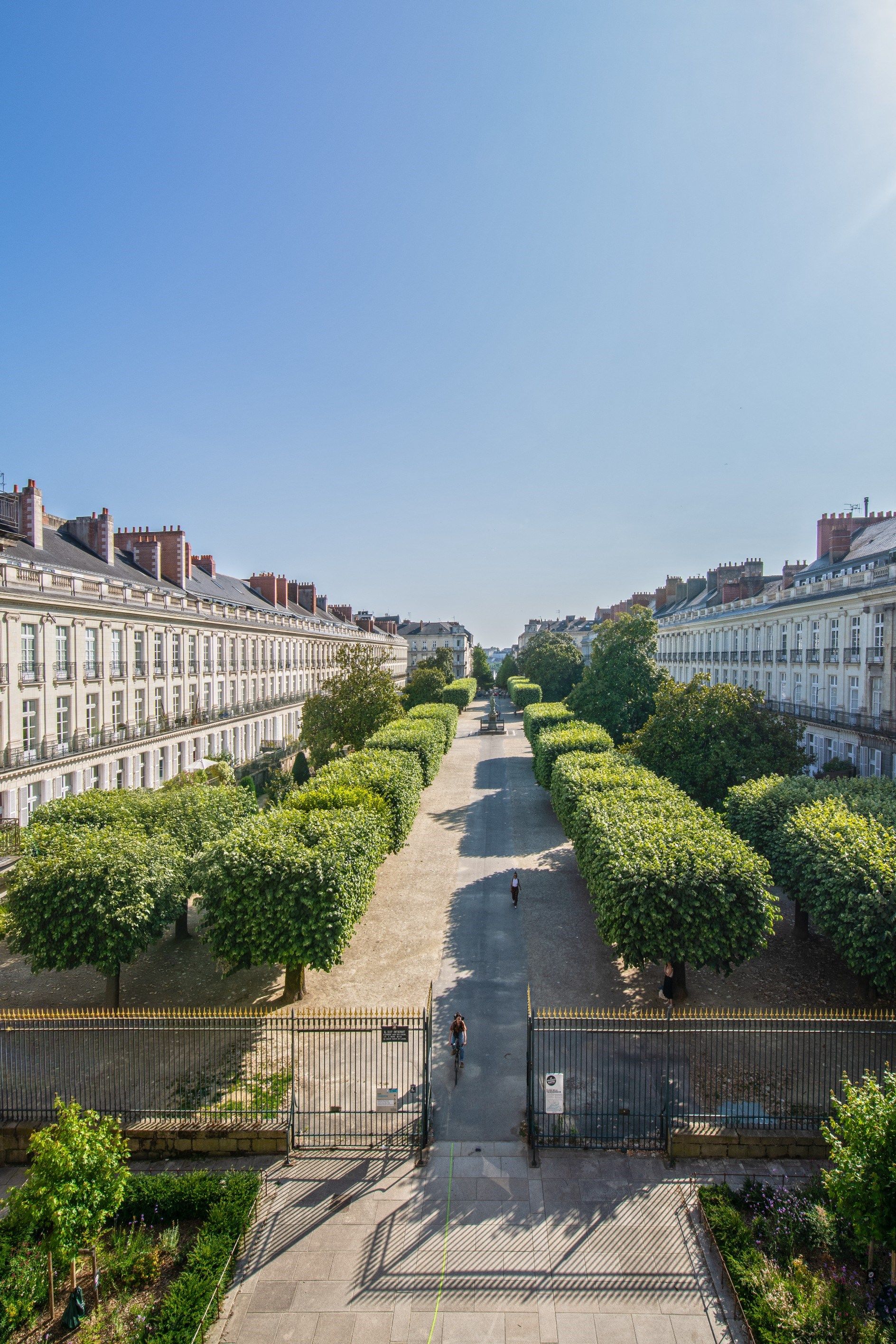 apartment 11 Rooms for sale on NANTES (44000)