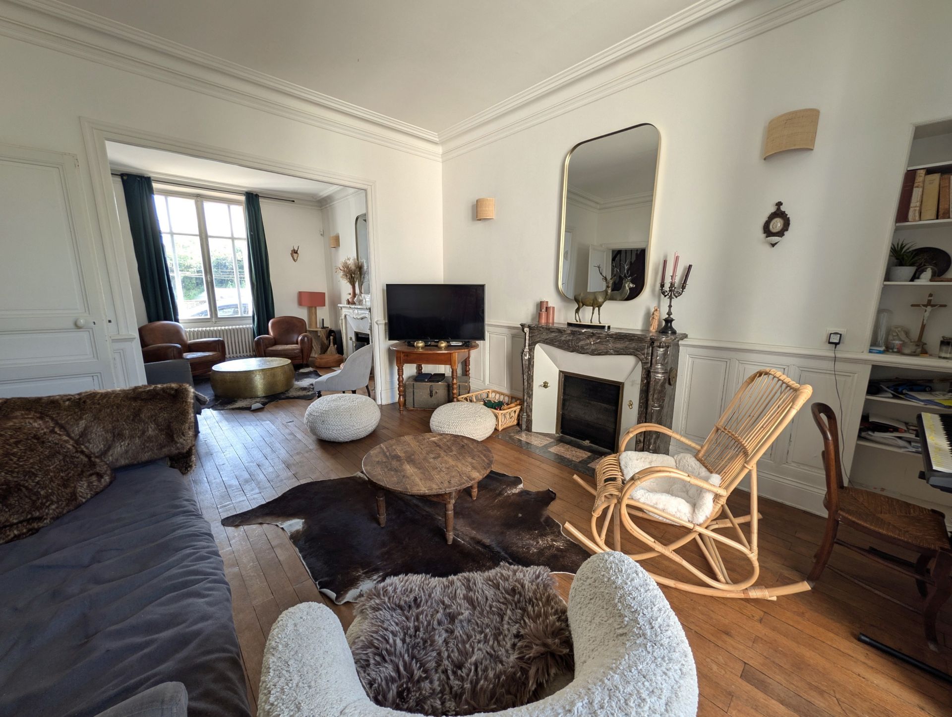 house 16 Rooms for sale on ANGERS (49100)