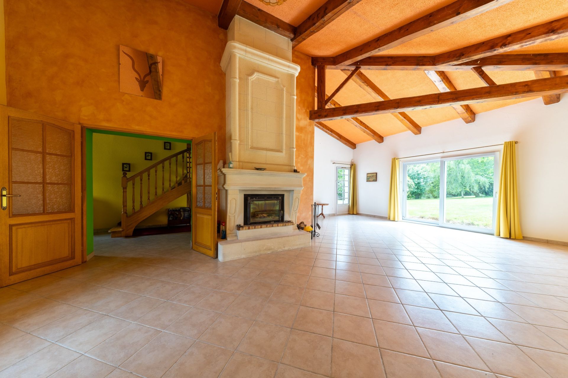 house 7 Rooms for sale on AUBIGNY LES CLOUZEAUX (85430)