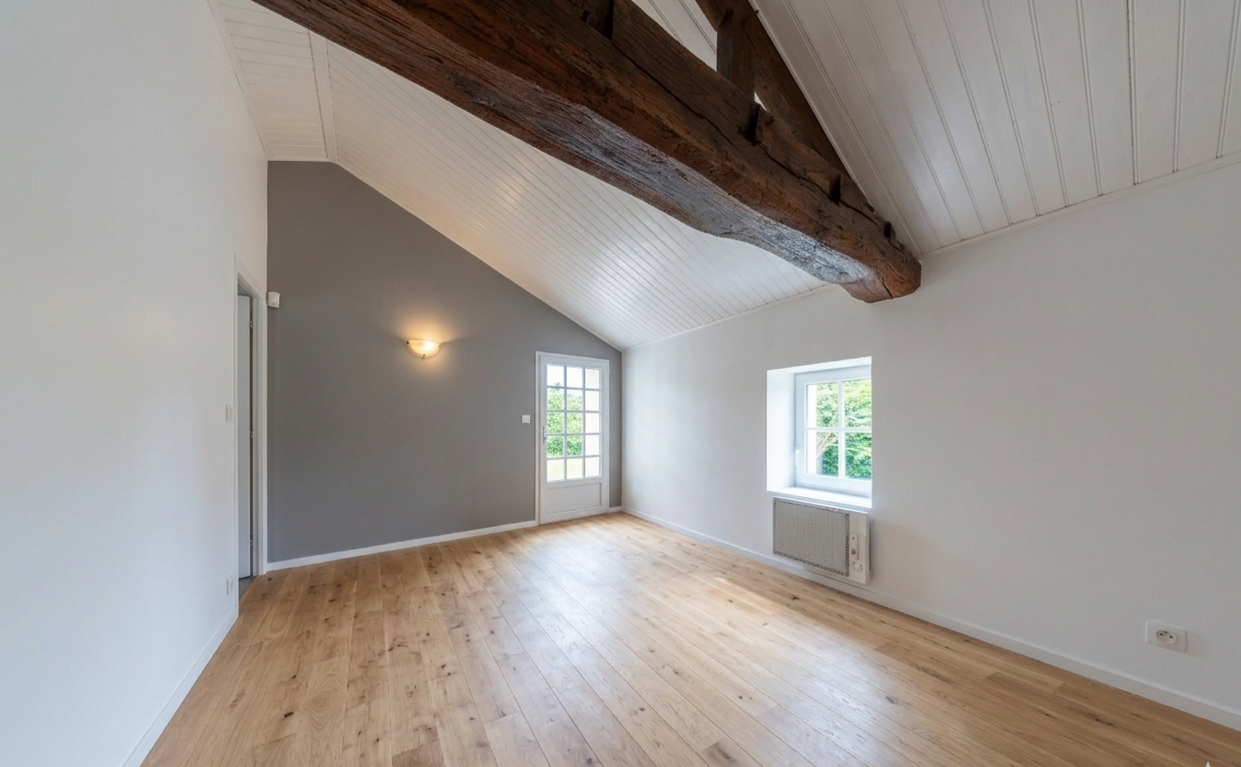 house 7 Rooms for sale on AUBIGNY LES CLOUZEAUX (85430)