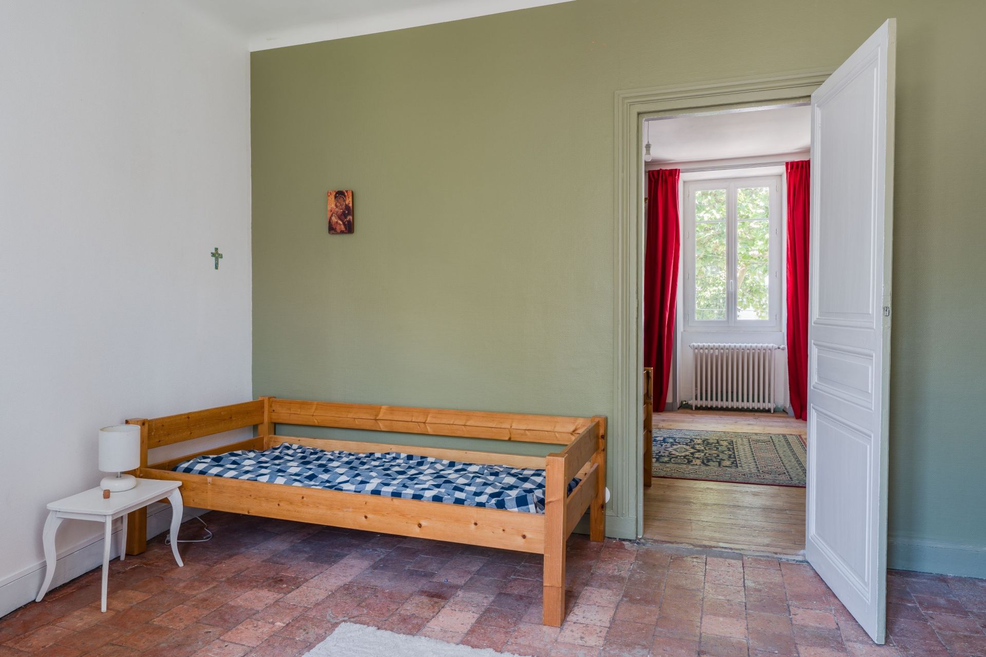 house 8 Rooms for sale on NANTES (44100)
