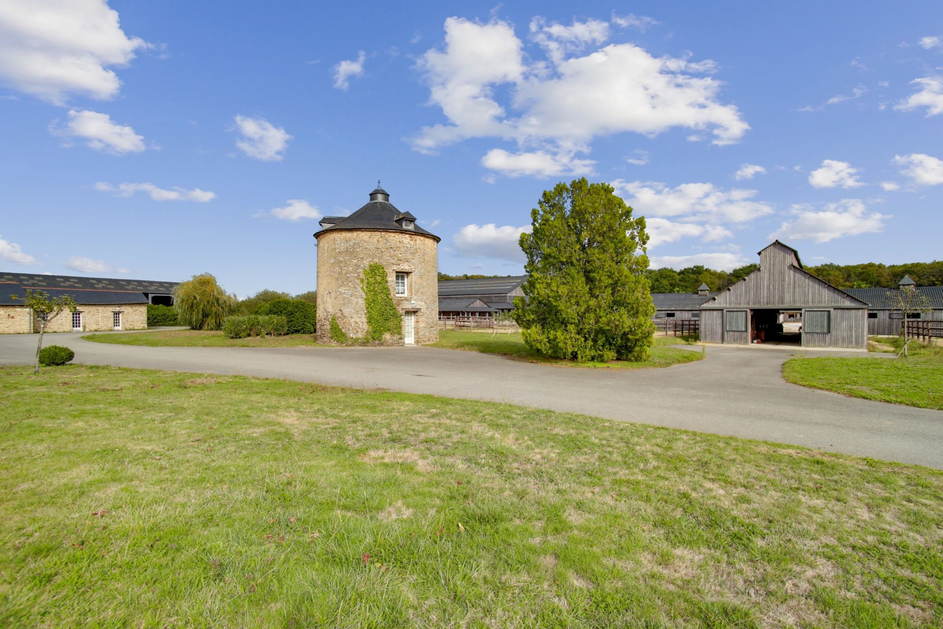 propriété équestre 23 Pièces en vente sur PETIT MARS (44390)